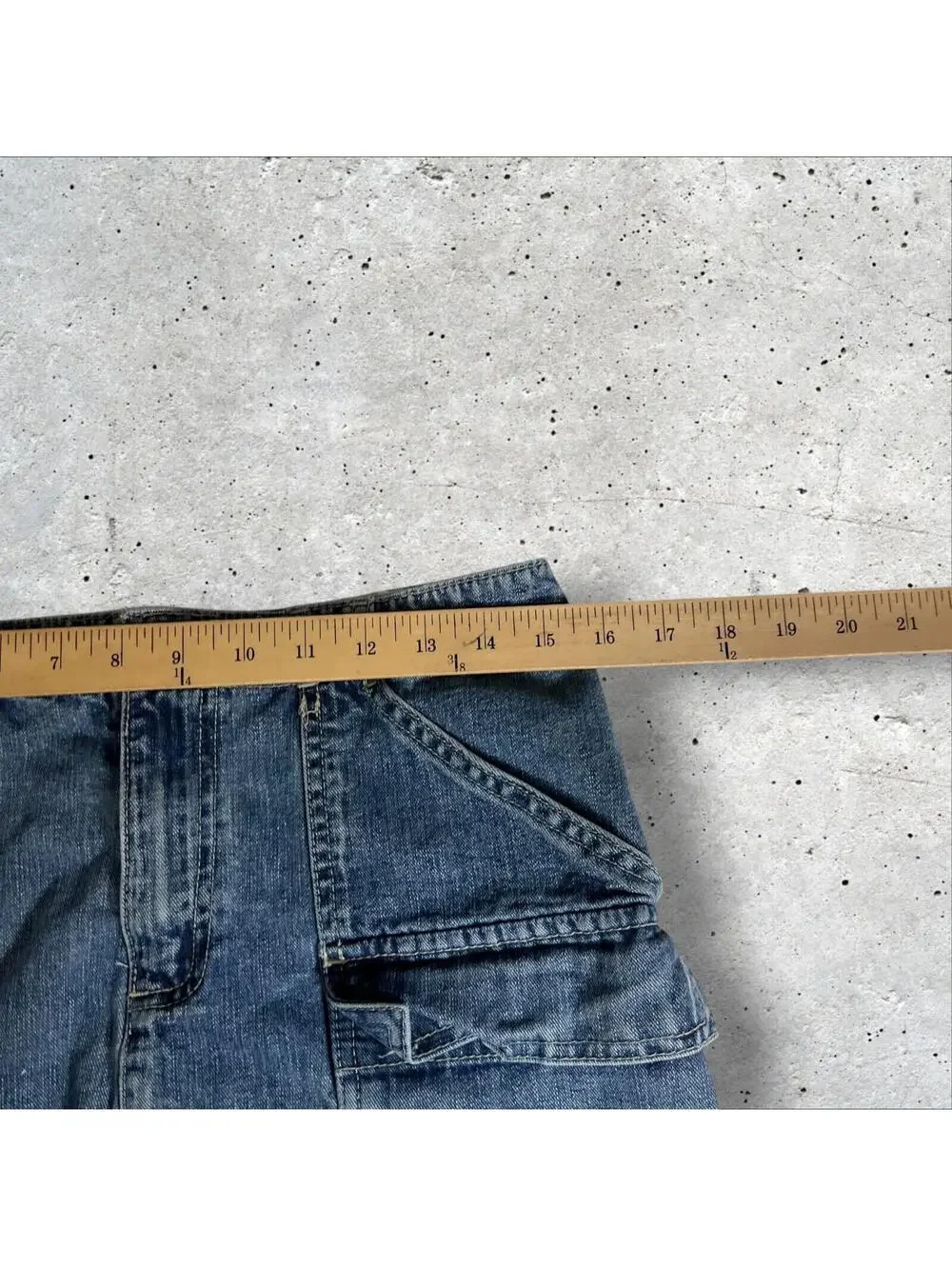GAP Surplus Womens Denim Y2K Mini Skirt Flap Pockets Size 10